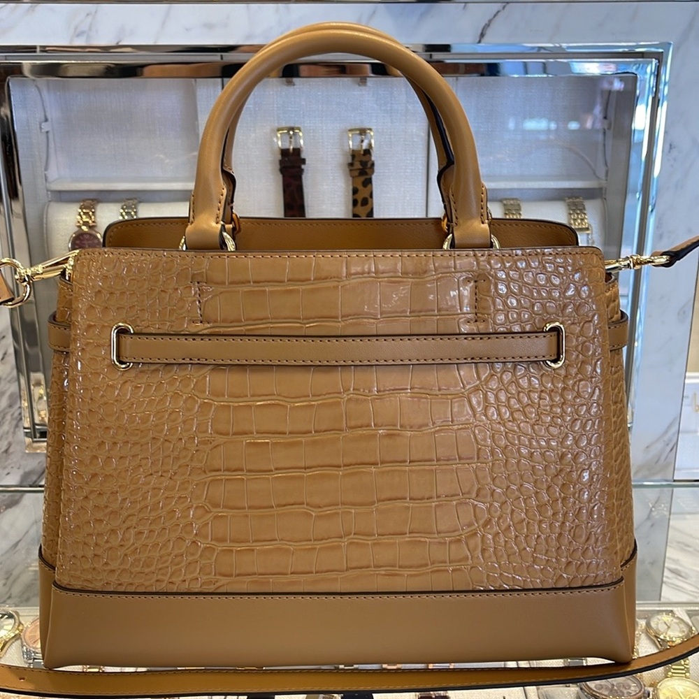 MICHAEL KORS
Reed Large Leather Belted Satchel Crossbody CZip Purse Crocodile - Picture 11 of 16